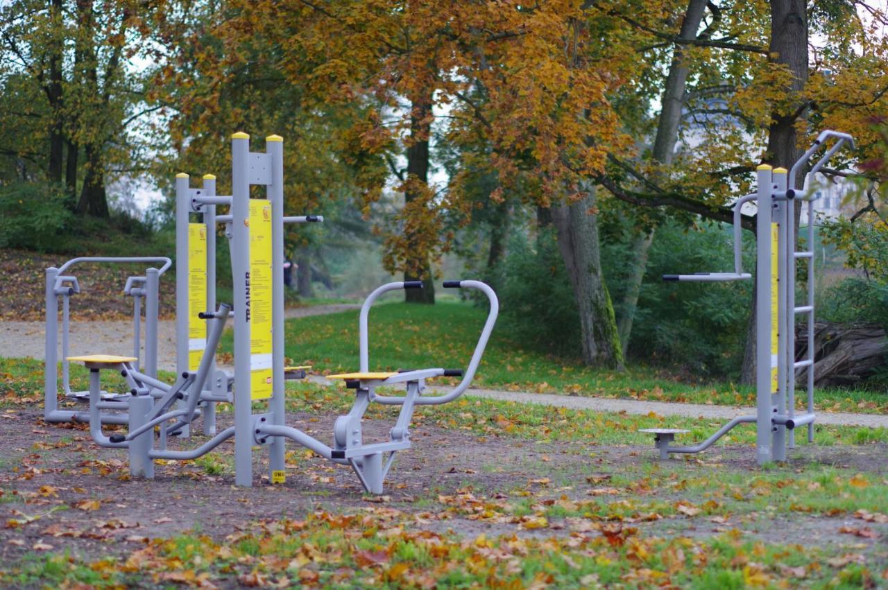 Palac Komierowo Sępólno Krajeńskie Exterior foto
